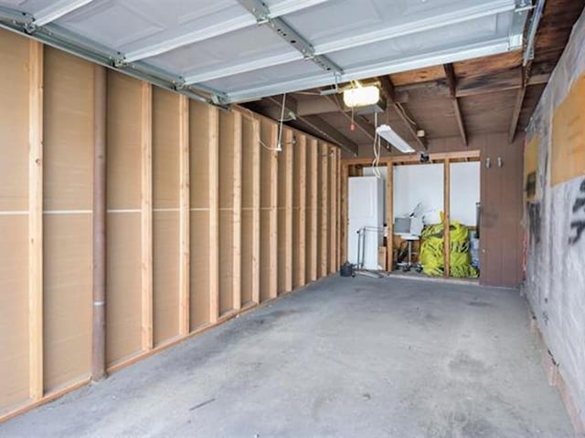 711 E Broad Avenue 715E Broad Ave, Spokane, WA 99207 - view of garage