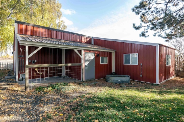 view of outbuilding