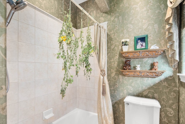 bathroom featuring toilet and shower / tub combo with curtain