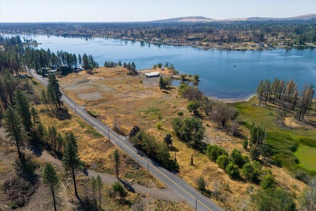 9212 S Silver Lake Rd, Medical Lake, WA 99022 - photo 2