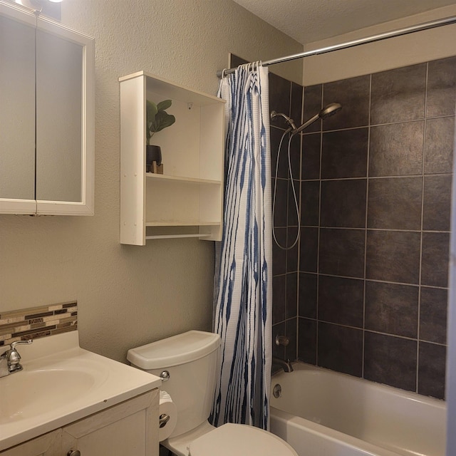 full bathroom featuring a textured wall, toilet, shower / tub combo with curtain, vanity, and backsplash