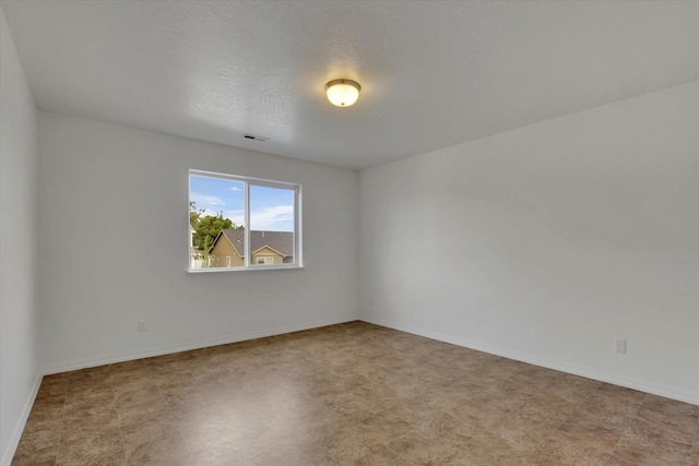 1005 S Oswald St, Spokane, WA 99224 - empty room with baseboards