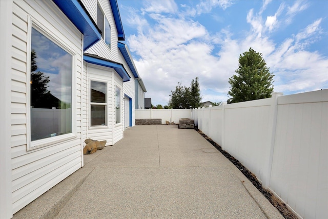 1005 S Oswald St, Spokane, WA 99224 - fenced backyard featuring a patio area