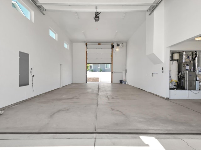 1005 S Oswald St, Spokane, WA 99224 - garage featuring electric panel and heating unit