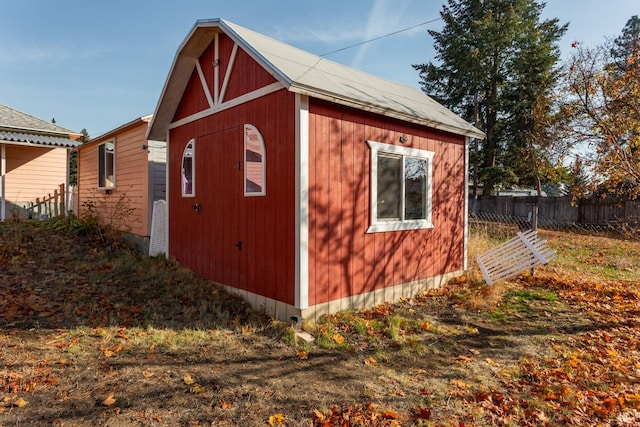 view of outbuilding