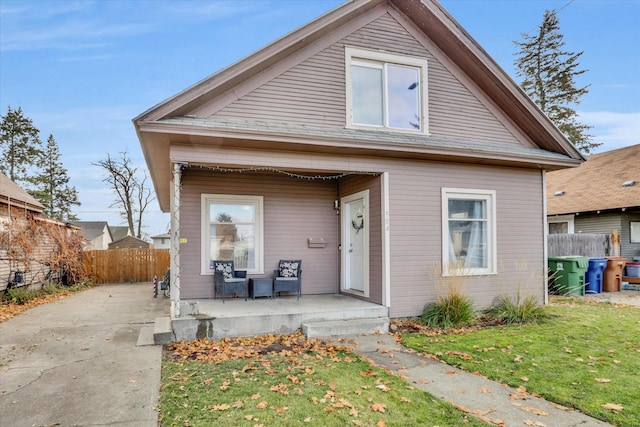 view of front of house with covered porch