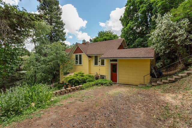 view of front of house