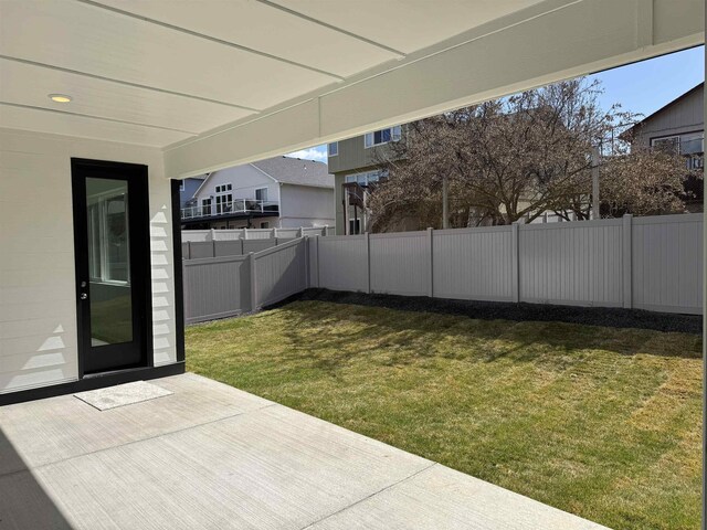 view of patio / terrace with covered porch