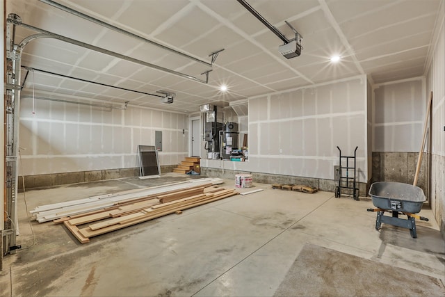 16924 E 16th Ln, Spokane Valley, WA 99037 - garage featuring a garage door opener