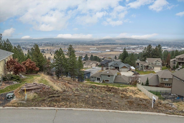 Listing photo 3 for 5424 N Del Rey Dr, Spokane WA 99027