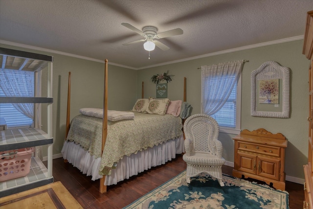 living room with high vaulted ceiling