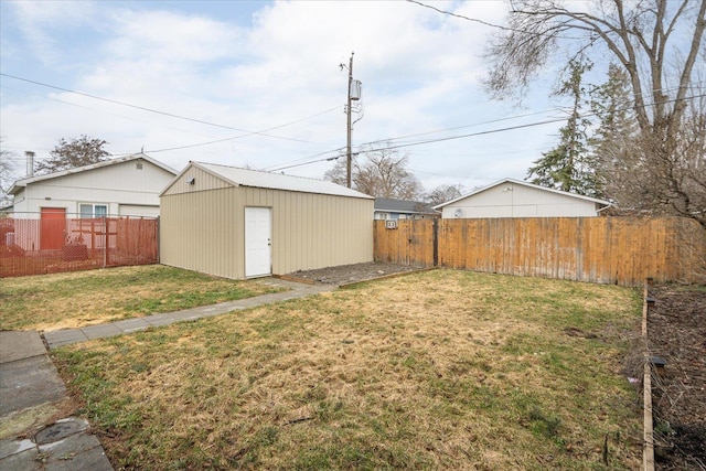 view of yard with a storage shed