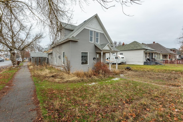 view of front of home with a front yard