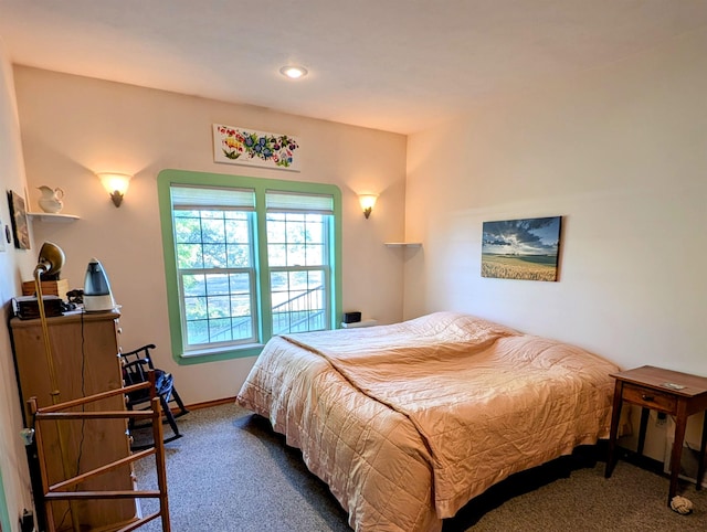 bedroom featuring carpet floors