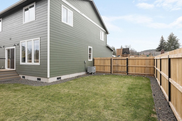 view of yard featuring cooling unit