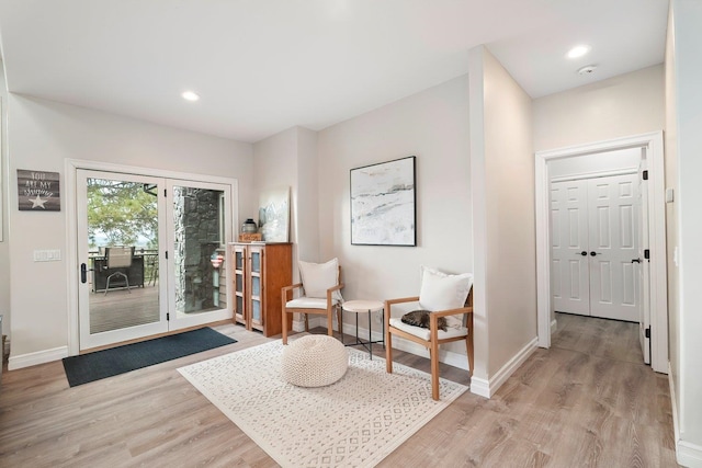 living area with light wood-type flooring