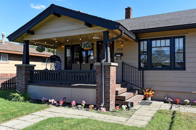 view of front of home with covered porch