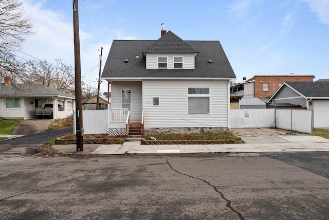 view of front of home