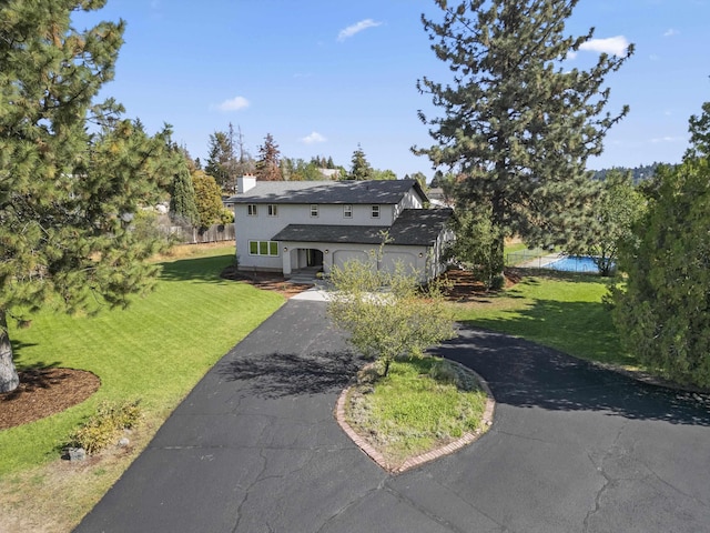 view of front of house with a front yard