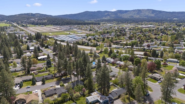 bird's eye view featuring a mountain view