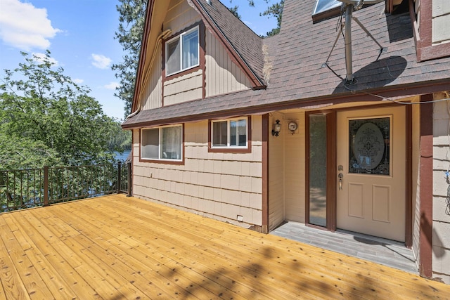 entrance to property featuring a deck