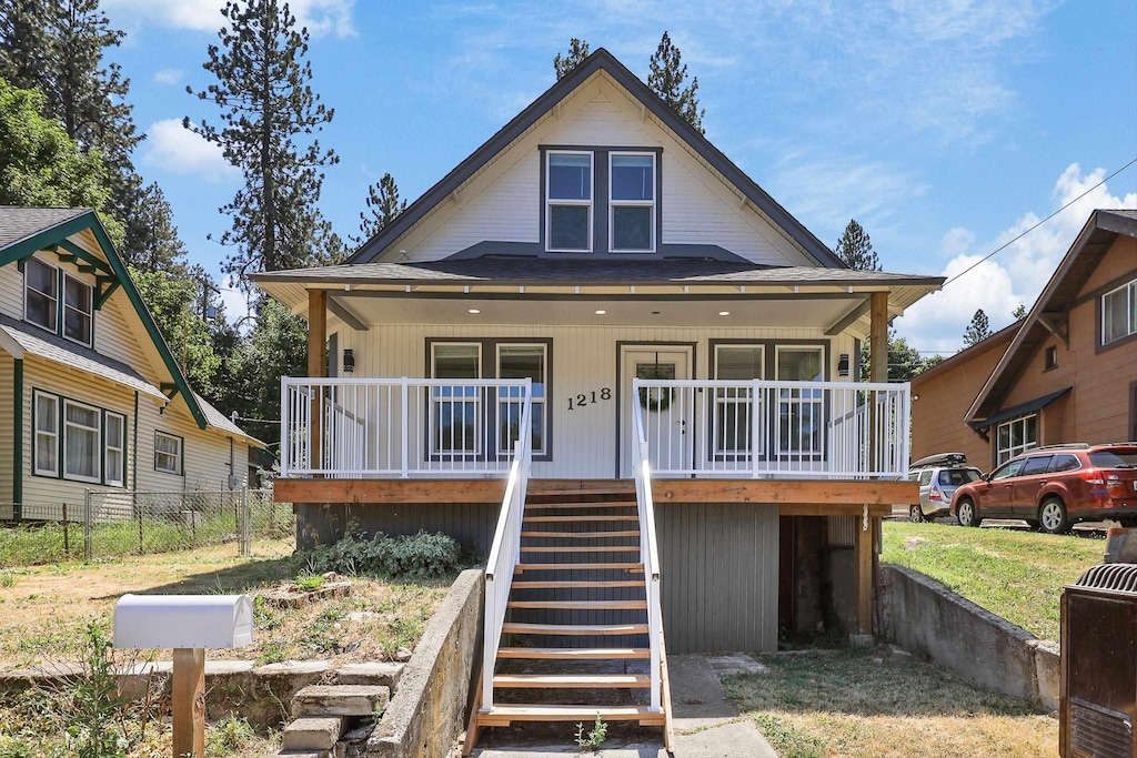 view of front of home with a porch