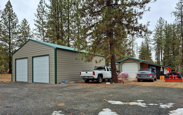 view of detached garage