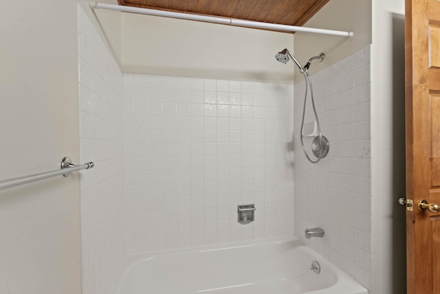 bathroom featuring shower / washtub combination