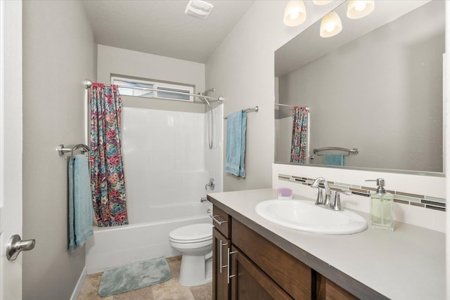 full bathroom featuring toilet, shower / tub combo, vanity, and backsplash