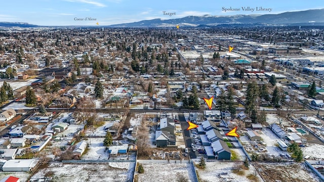 bird's eye view with a mountain view