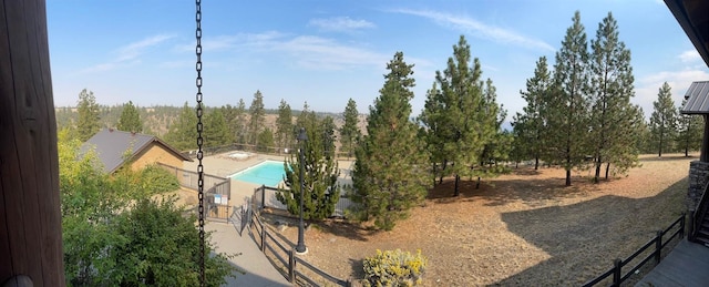 view of swimming pool