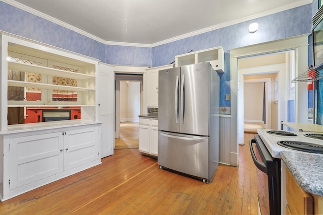 kitchen with electric stove, stainless steel refrigerator, crown molding, light hardwood / wood-style flooring, and white cabinets