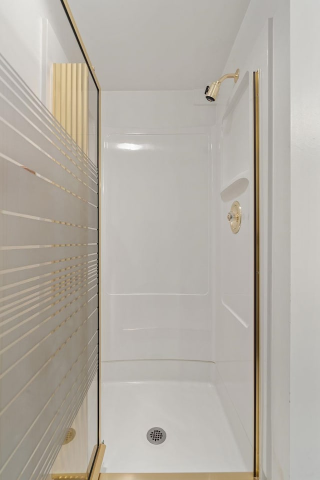 bathroom with walk in shower