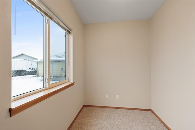 view of carpeted spare room