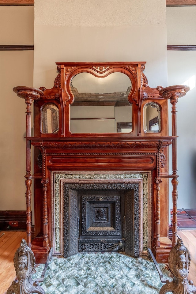 interior details with hardwood / wood-style flooring