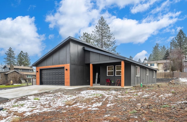 view of front of house with a garage