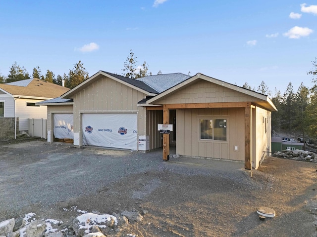 view of front of property featuring a garage