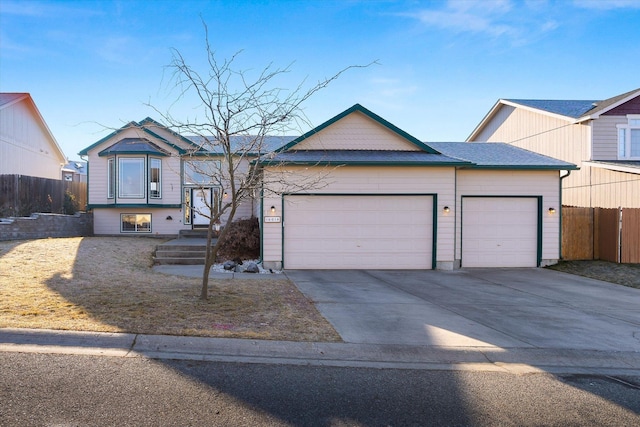 view of front of property featuring a garage