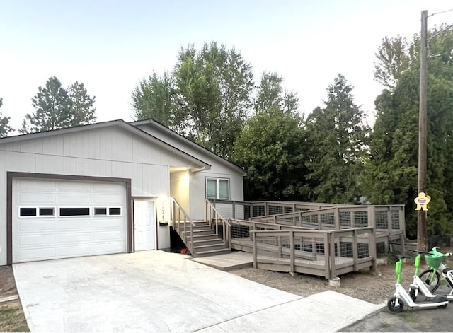 view of front facade with a garage