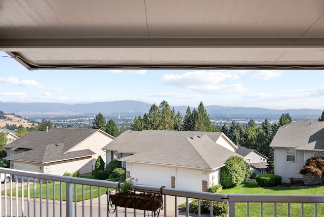 property view of mountains