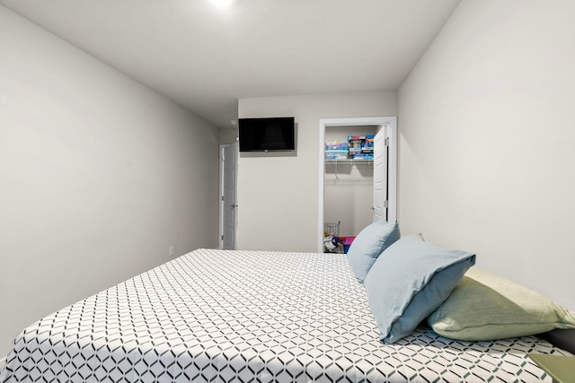office space with baseboards and light colored carpet