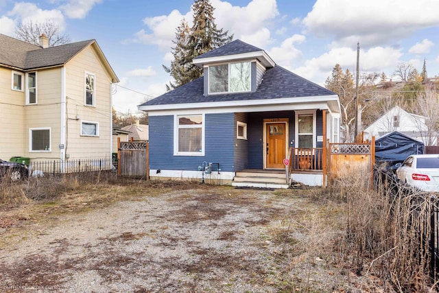 view of front of property with covered porch