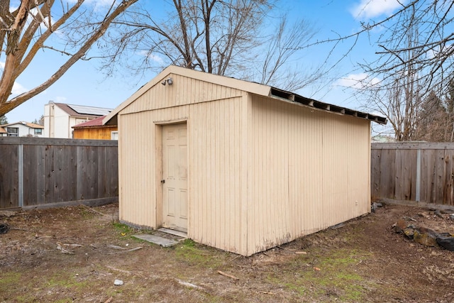 view of outbuilding