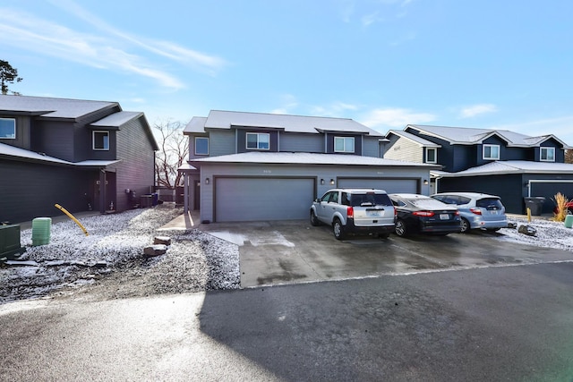 view of front facade featuring a garage