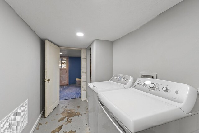3224 W Cora Ave, Spokane, WA 99205 - interior space with recessed lighting, baseboards, and light carpet