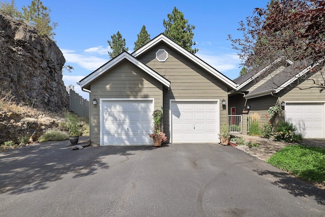 view of front facade with a garage