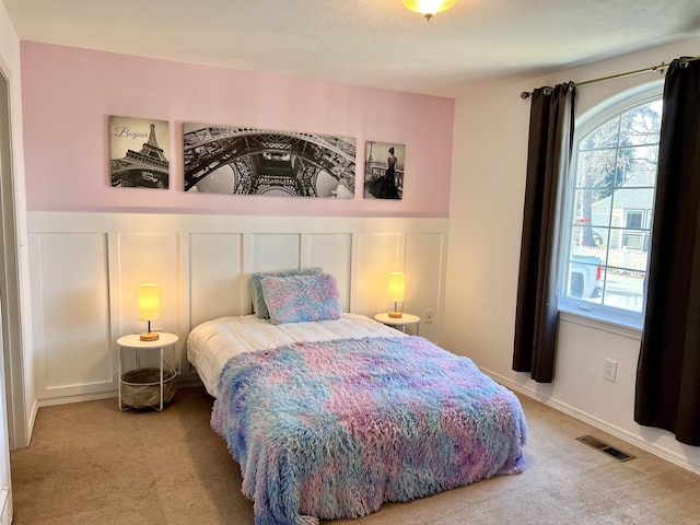 bedroom with carpet