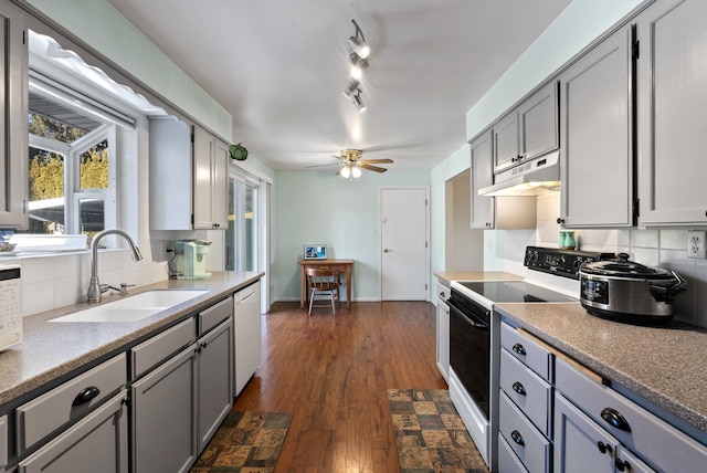 kitchen with gray cabinets, sink, and electric range