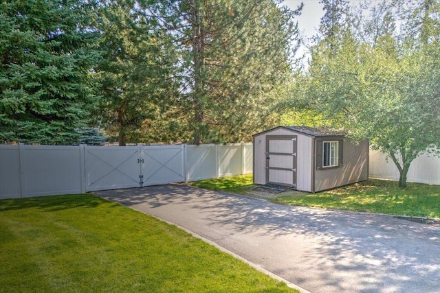 view of outdoor structure with a lawn