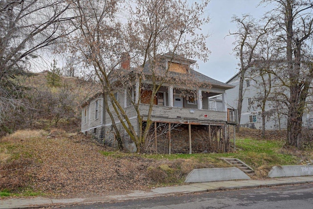 view of front of house featuring covered porch